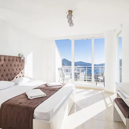 Uzun Vila Kalkan