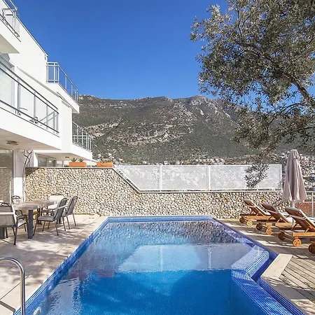 Uzun * Kalkan