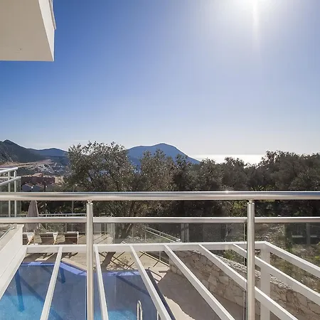 Villa Uzun