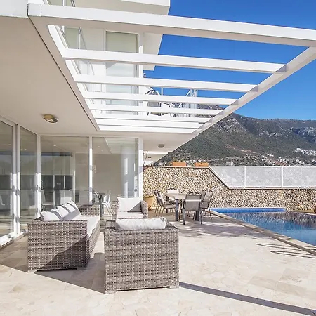 Uzun Kalkan
