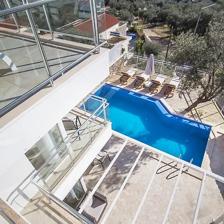 Uzun Kalkan
